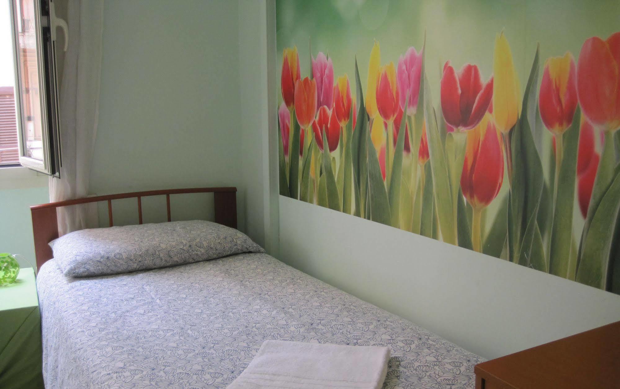 Carlo Alberto House Рим Екстериор снимка